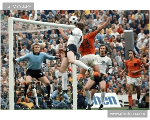 聚焦世界杯激荡绿茵风云解析赛场背后的人物与故事全景呈现纪实录