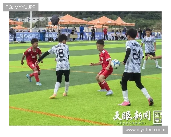 足球的全球魅力与发展趋势:从赛事竞争到青训体系的深度解析 足球的全球魅力与发展趋势:从赛事竞争到青训体系的深度解析