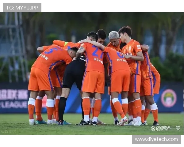 亚眠与里昂激战正酣比分悬念迭起引发球迷热议