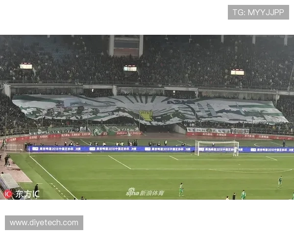 利昂与阿特拿斯的精彩对决揭示足球战术与团队精神的较量