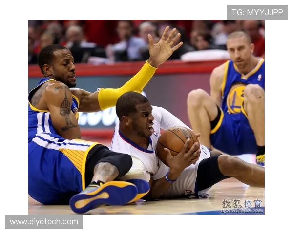 勇士与热火精彩对决回放全场亮点与精彩瞬间分析